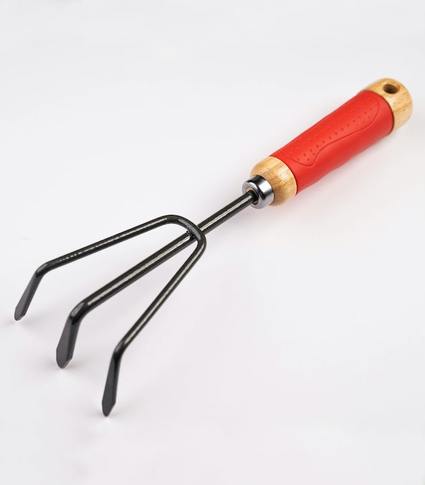 Cultivator With Rubber Handle